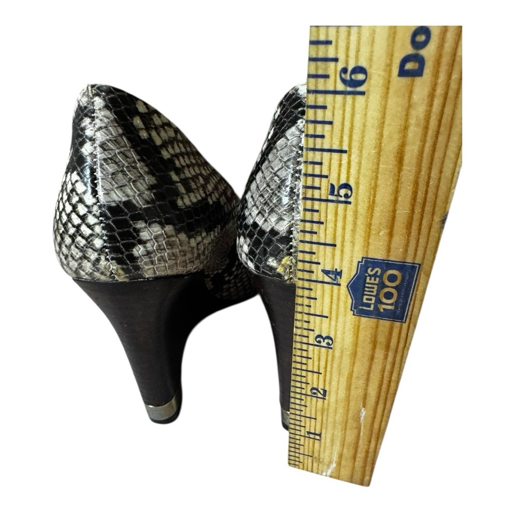 Tory Burch Benton Snakeskin Embossed Leather Wedge Pumps Size 7.5 - Picture 6 of 11